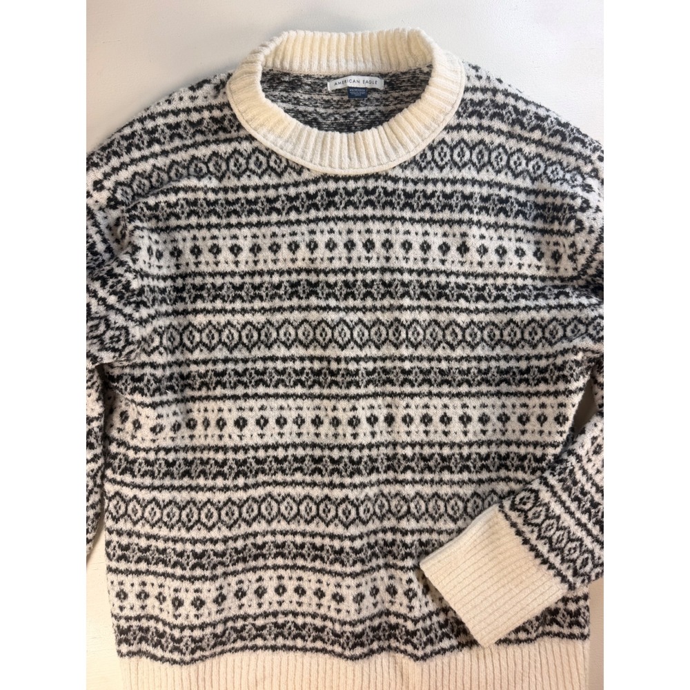 American Eagle Fair Isle Sweater Women XS Cream Black Excellent Knit Pullover - Picture 6 of 9